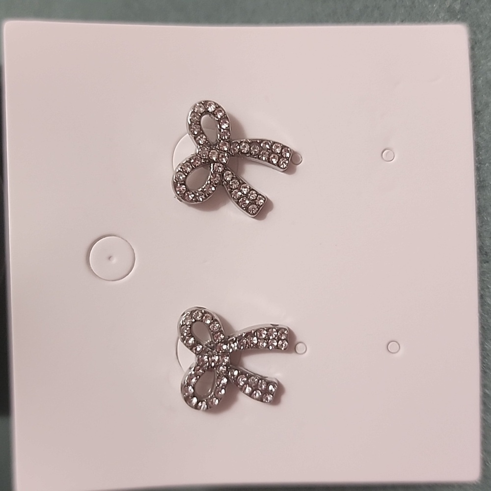 Bow rhinestone earrings